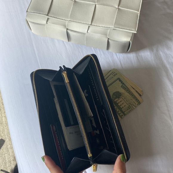 Celine black leather wallet NEW with tag - Picture 3 of 3